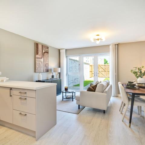 Snowdrop Showhome at West Craigs Green