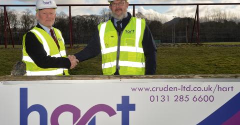 Ian Dalgleish of Gala RFC (L) and Duncan Scott of Hart Builders (R)